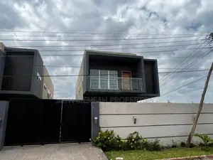 3bdrm House in Skm, Oyarifa for sale