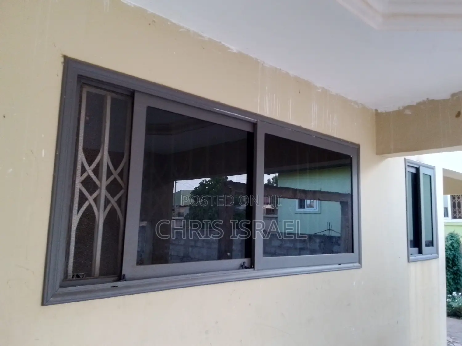 6bdrm Mansion in Ayensu Estate, Valley View Area for rent
