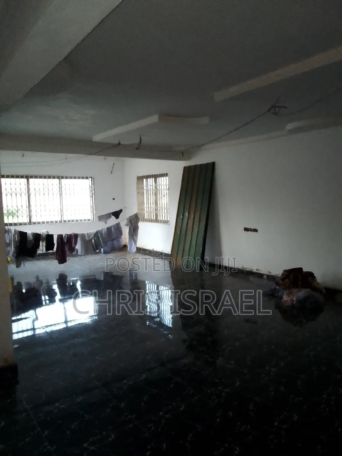 6bdrm Mansion in Ayensu Estate, Valley View Area for rent
