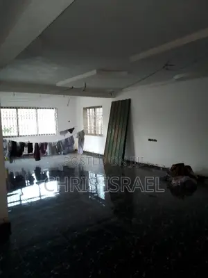 6bdrm Mansion in Ayensu Estate, Valley View Area for rent