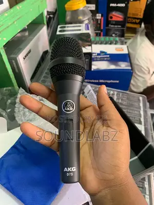 Akg D7 Vocal Dynamic Cord Microphone