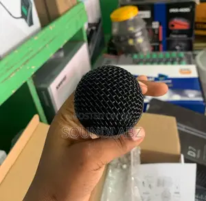 Yamaha Dm-105 Vocal Dynamic Cord Microphone