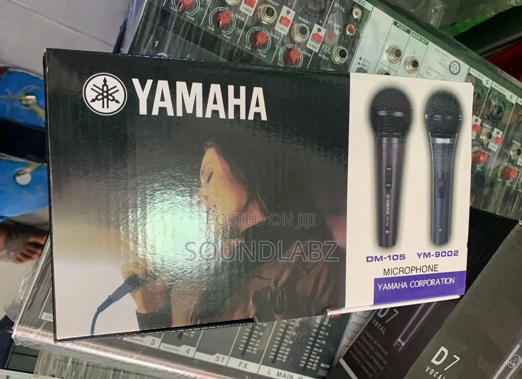 Yamaha Dm-105 Vocal Dynamic Cord Microphone