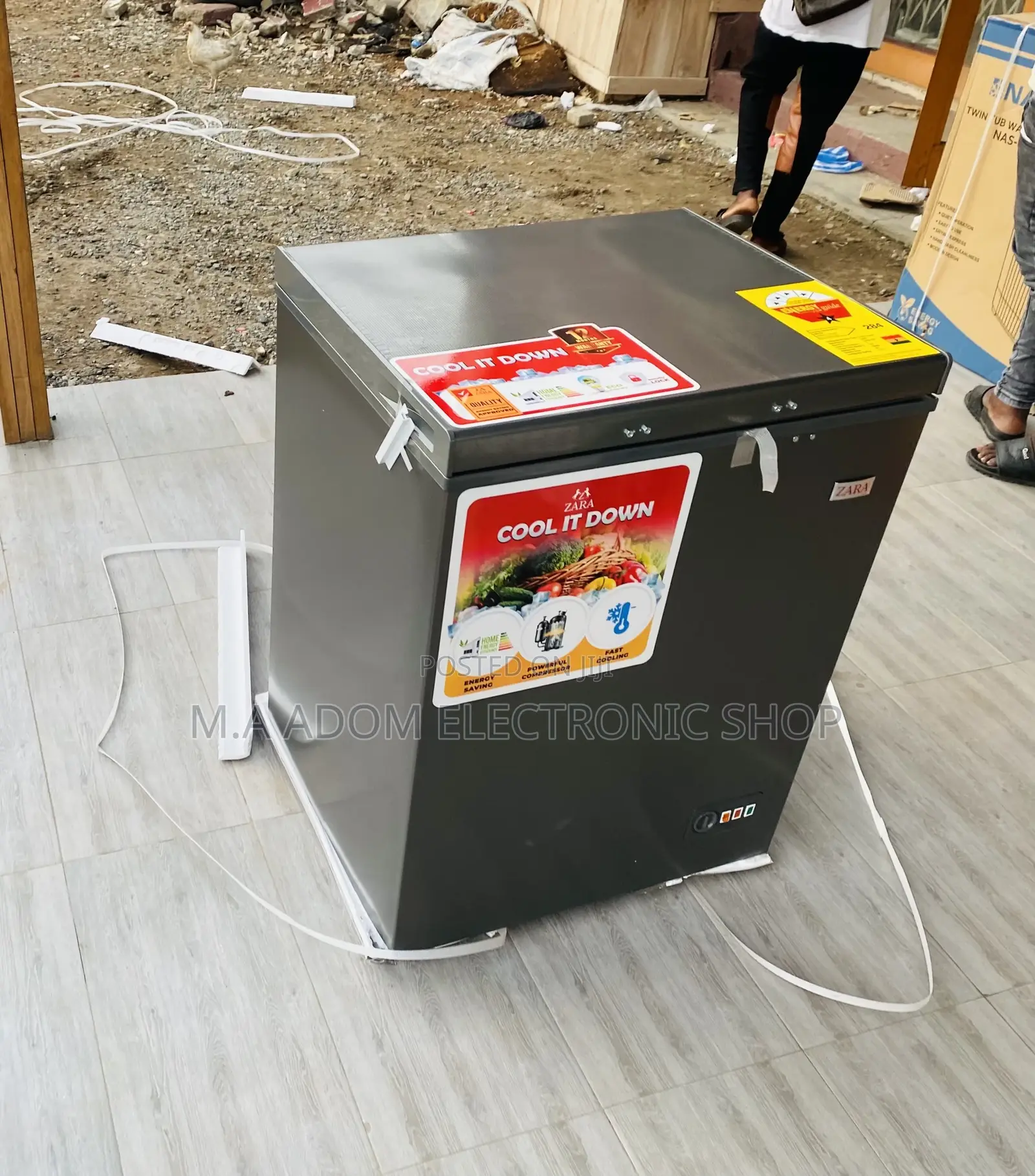 Shop Quality Zara 200 Single Door Chest Freezer.