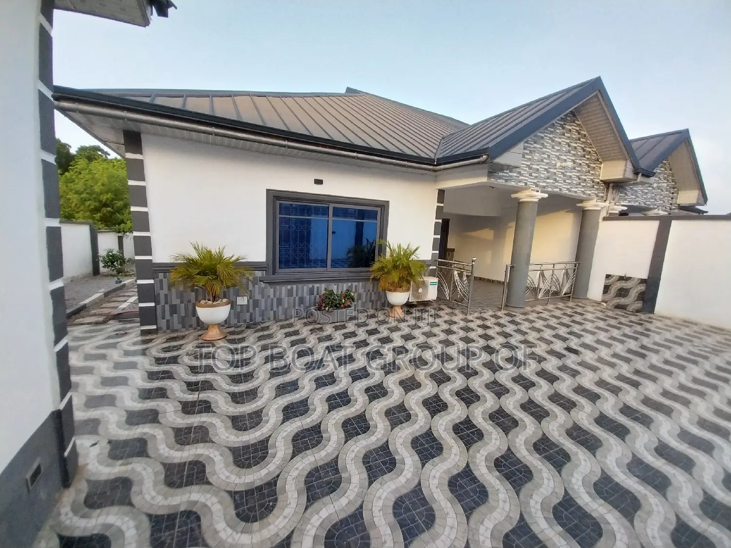 Furnished 3bdrm House in Top Boat Estate, Kumasi Metropolitan for sale