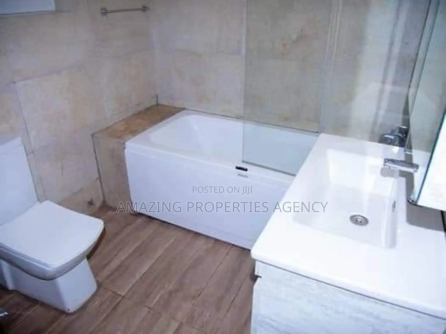 8bdrm House in Adjiriganor for rent