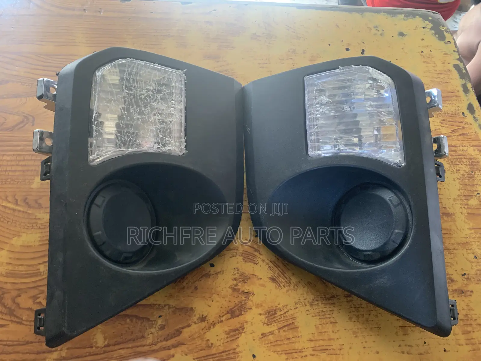 Mitsubishi L200 2021 Foglight