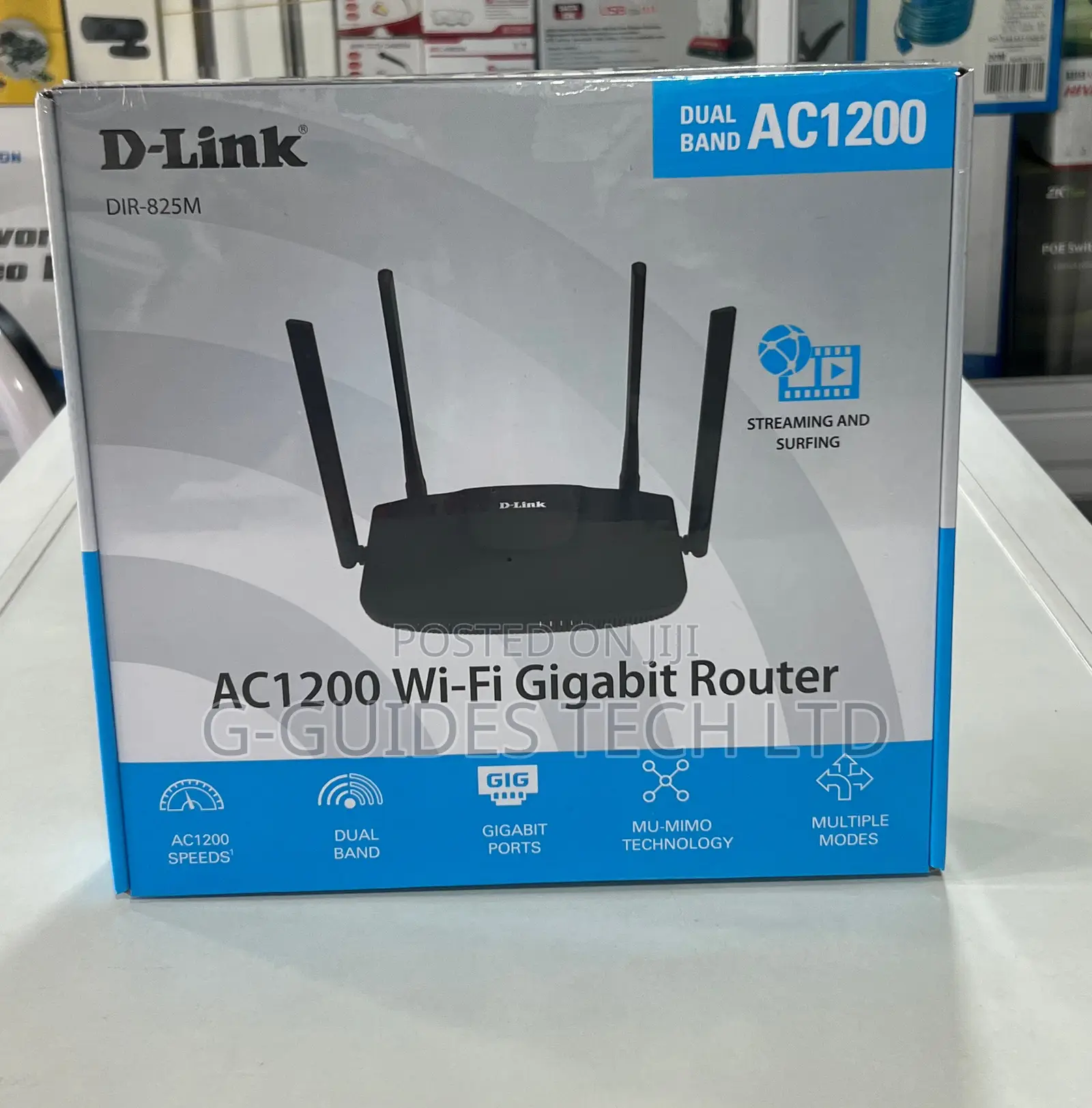 D-Link Ac1200 Dual Band Gigabit Wi-Fi Router Dir-825m
