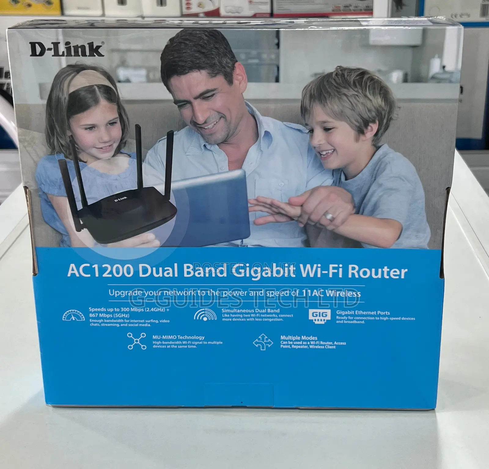 D-Link Ac1200 Dual Band Gigabit Wi-Fi Router Dir-825m