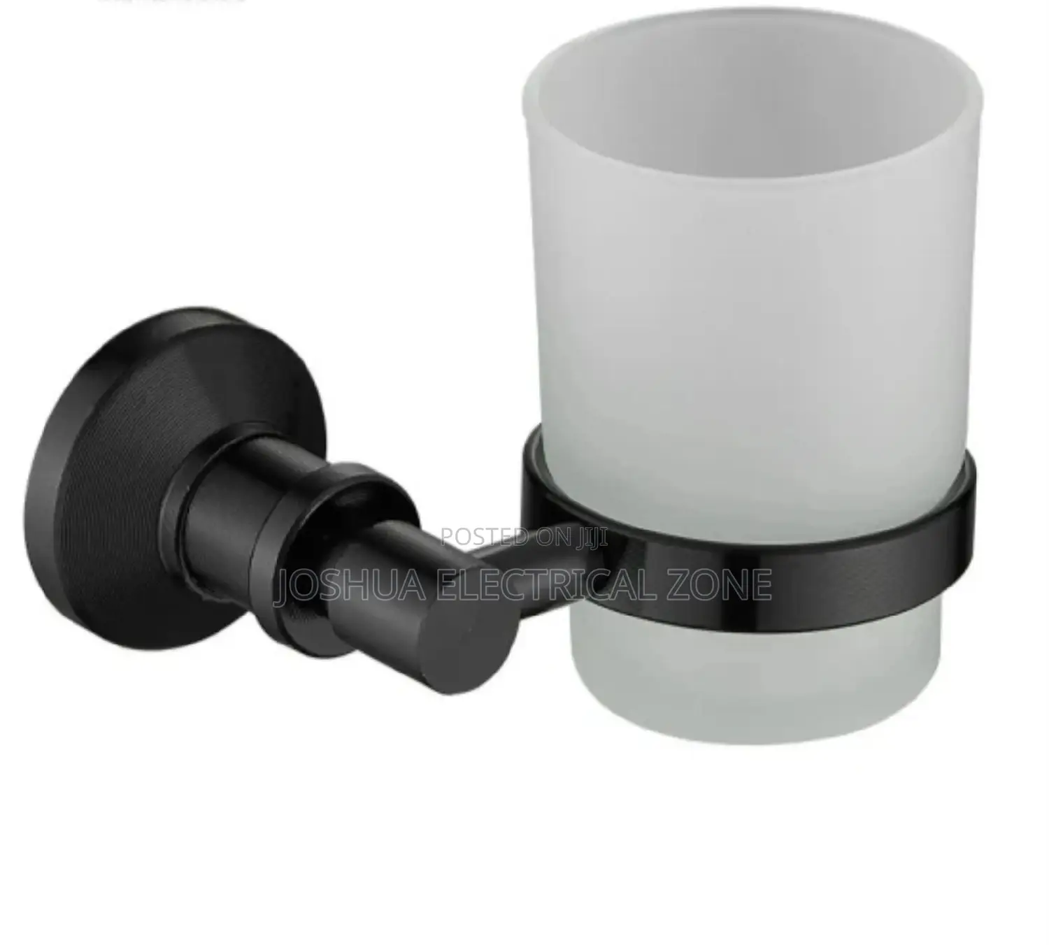 Bathroom Accessories 7 Set In Box Colour: Silver And Black