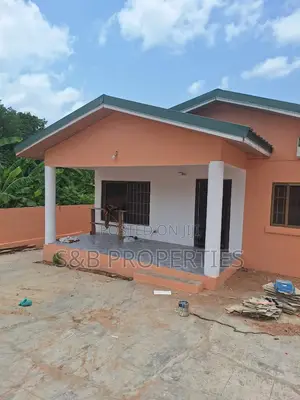 3bdrm House in Ashomang Estate for sale