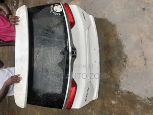 Honda CR-V 2017-2018 Back Booth