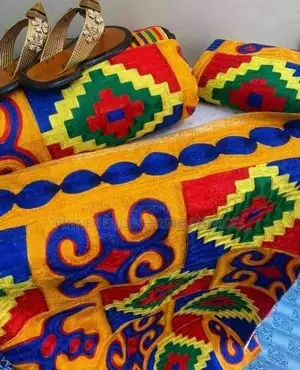 Kente/Handmade Kente