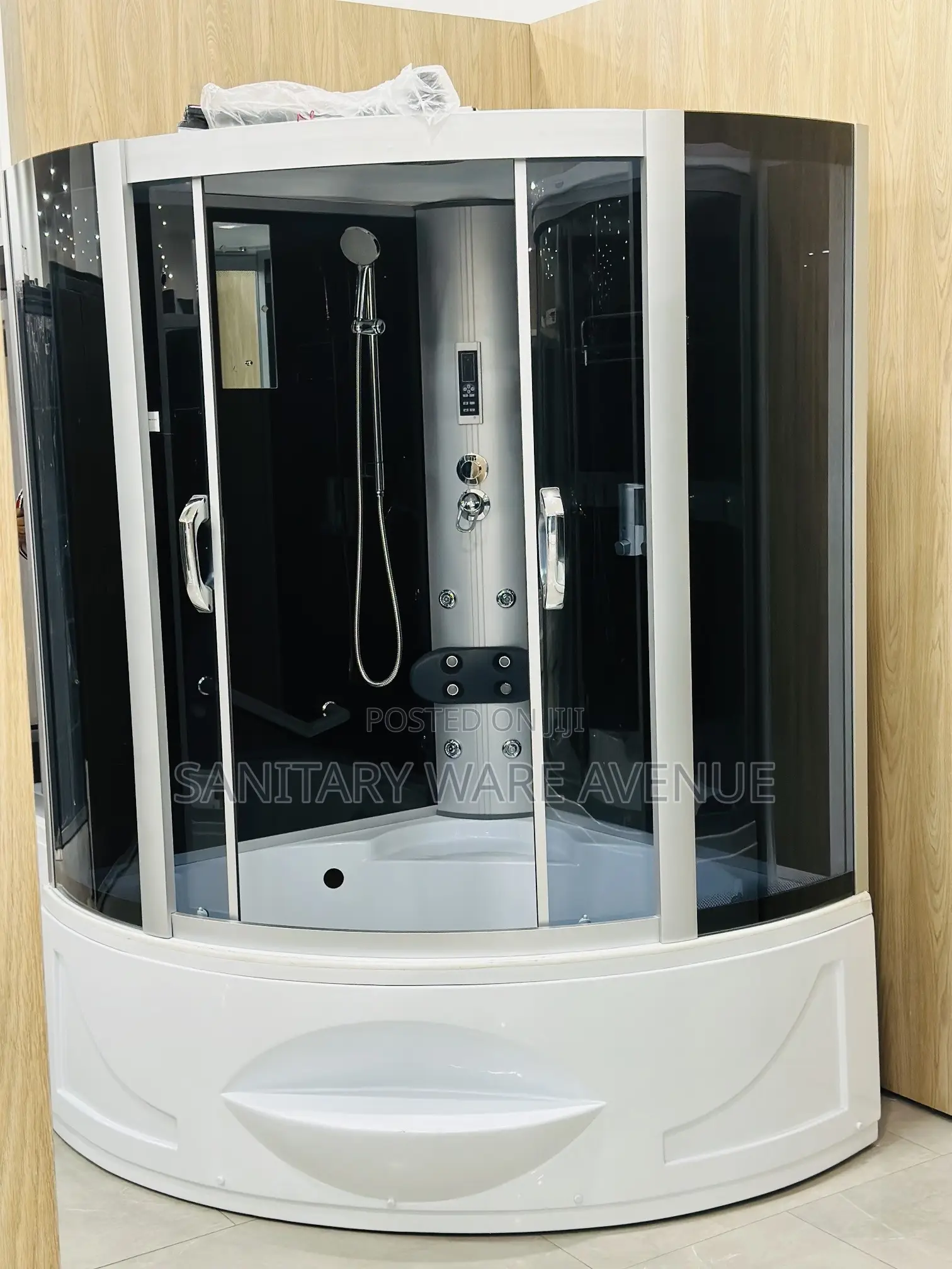 Luxury Shower Booth - Shower Enclosure - Jacuzzi Cubicle
