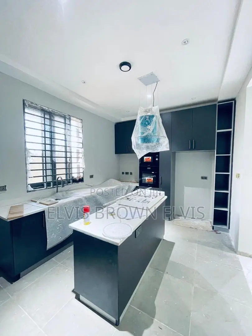 4bdrm House in Botwe Lakesid for sale