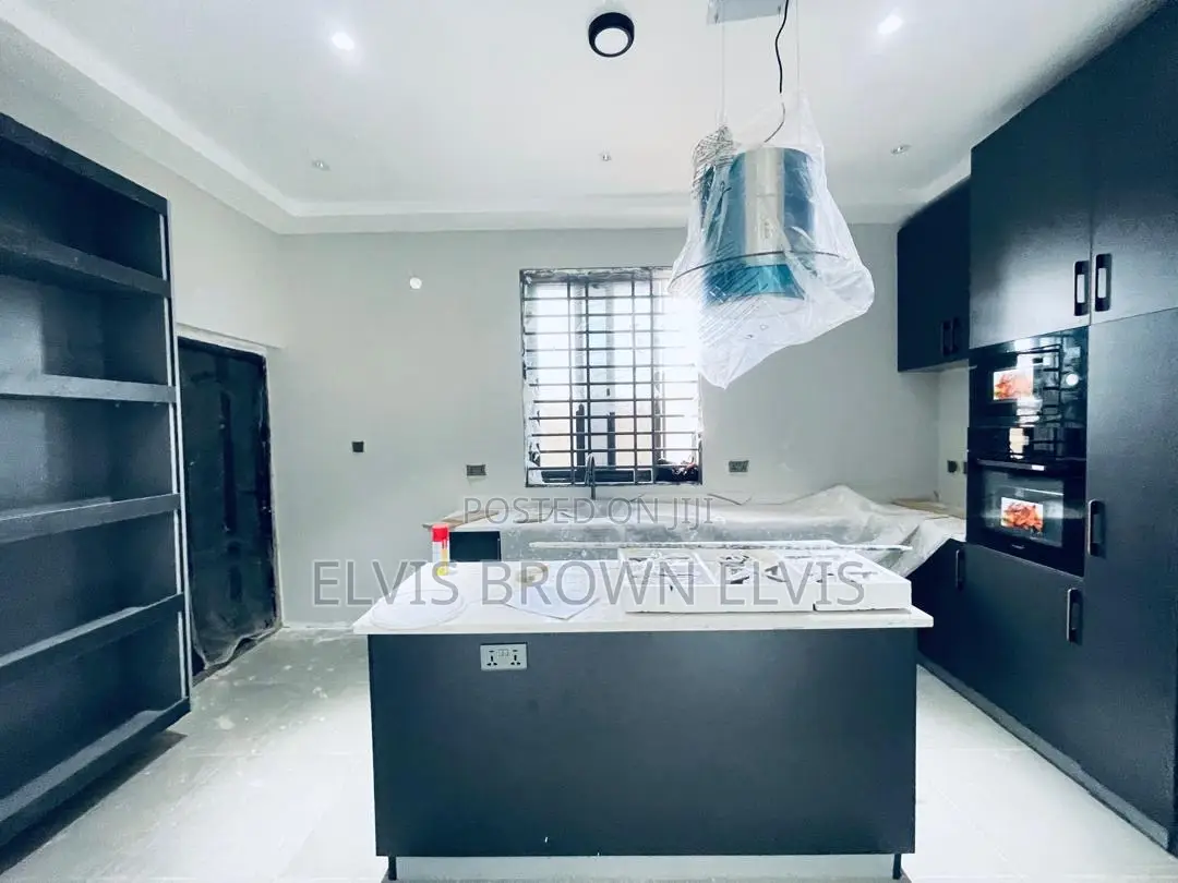 4bdrm House in Botwe Lakesid for sale