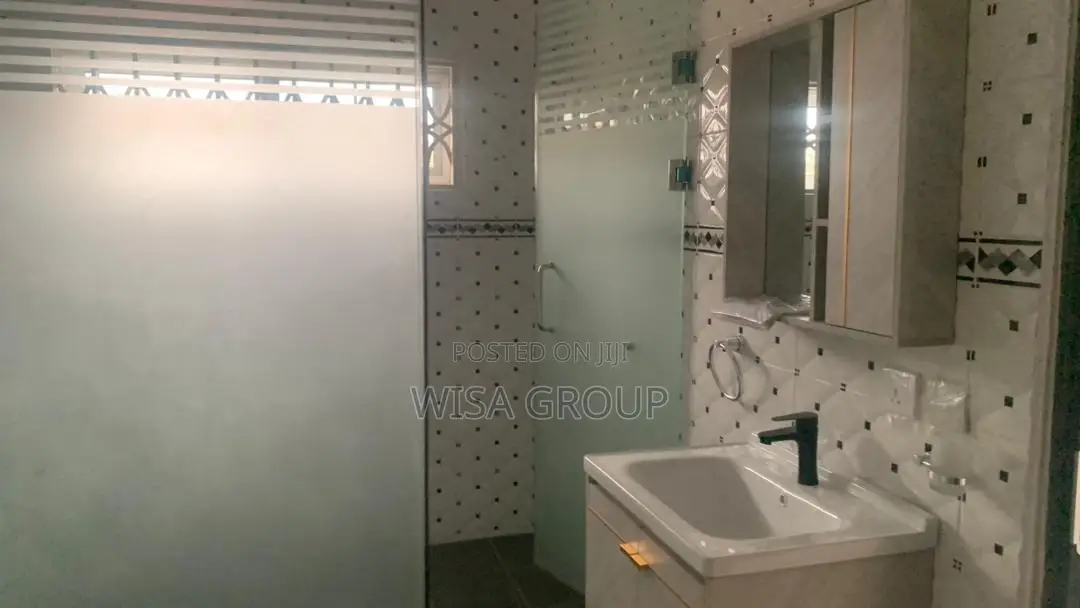 4bdrm Duplex in Wisa Groups, Accra Metropolitan for rent