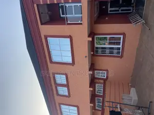 3bdrm House in East Airport, Mahama for rent