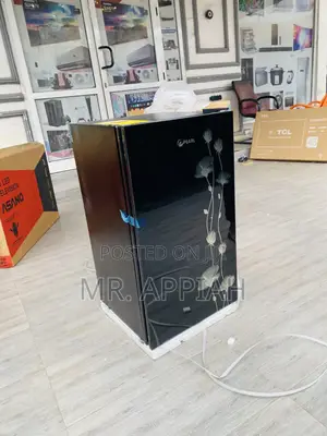 Elegant Black Pearl Single Door Electric Refrigerator.