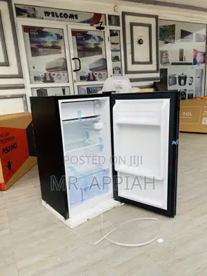 Classic Pearl Single Door Electric Table Top Fridge.