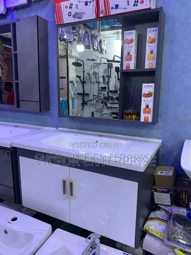 Solid Wash Hand Cabinet Basin With Cabinet Mirror
