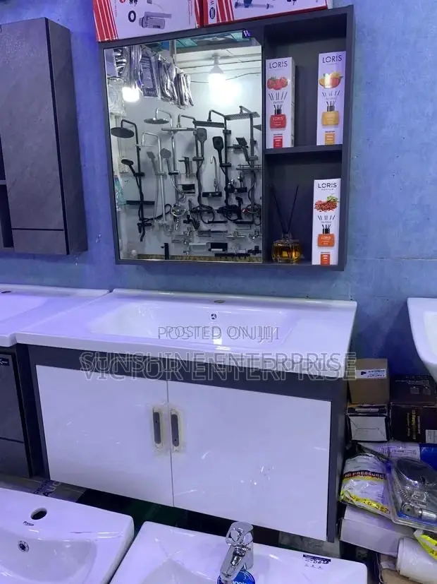 Solid Wash Hand Cabinet Basin With Cabinet Mirror