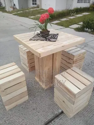 Mini Wooden Pallet Sets of Chairs and Table