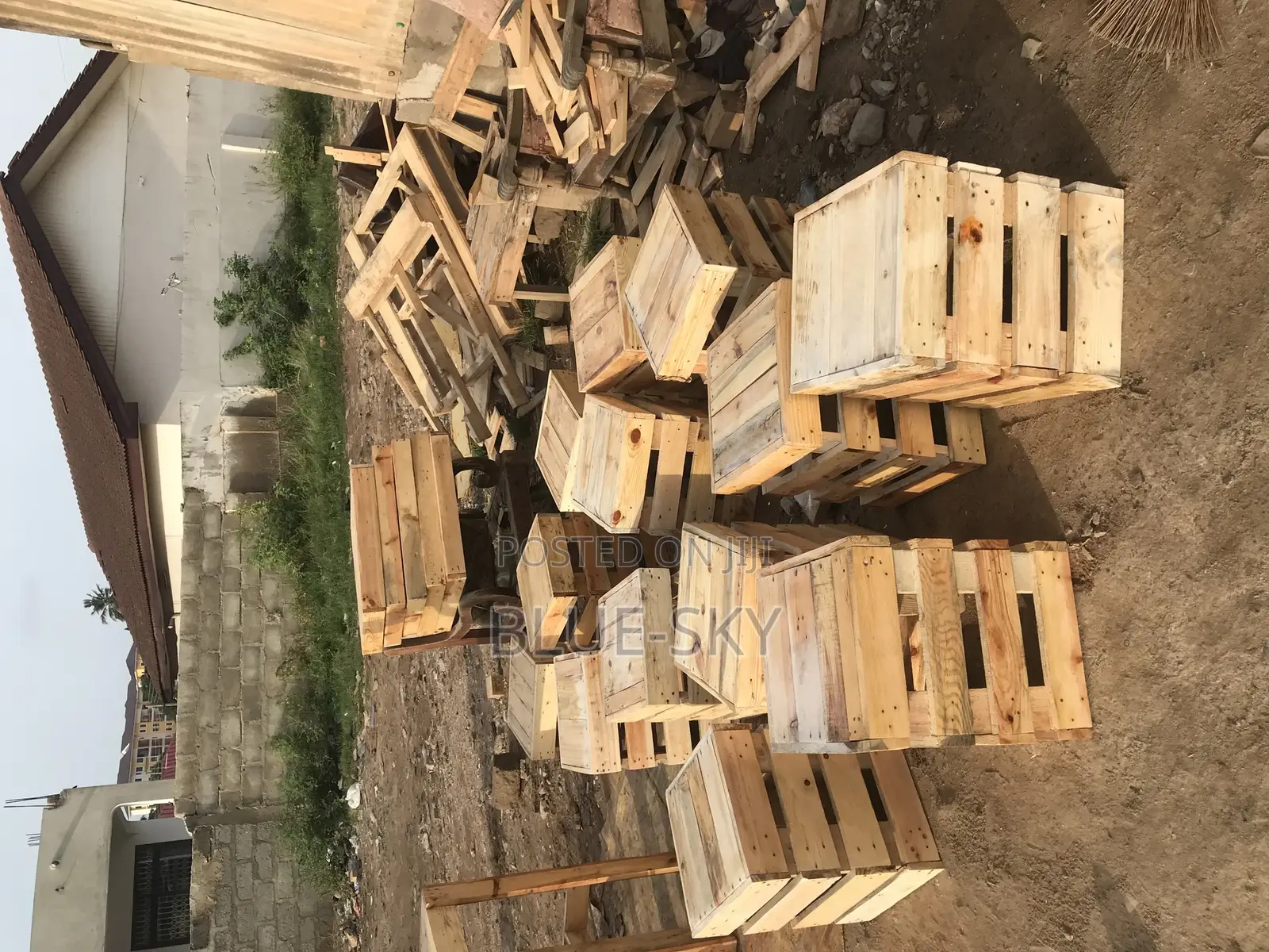Mini Wooden Pallet Sets of Chairs and Table