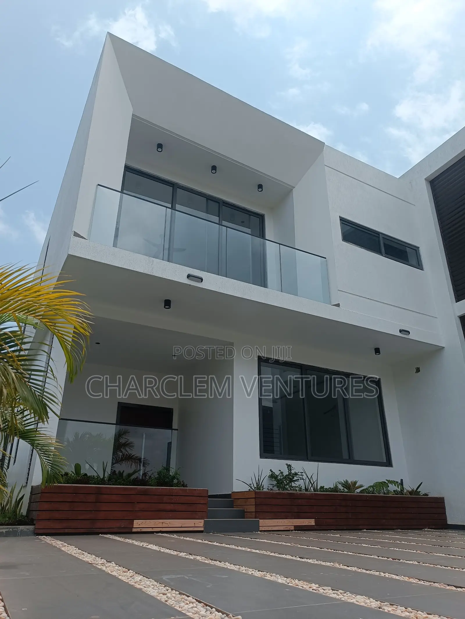 3bdrm House in Charclem Ventures, Dome for sale