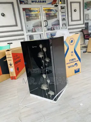 Pearl Single Door Table Top Electric Fridge(Black).