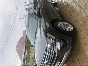 SUV Car Rental Services for Ur Comfort and Safety