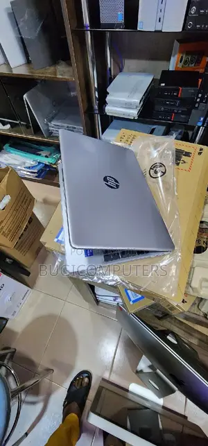 New Laptop HP 250 G7 8GB Intel Core I7 SSD 512GB