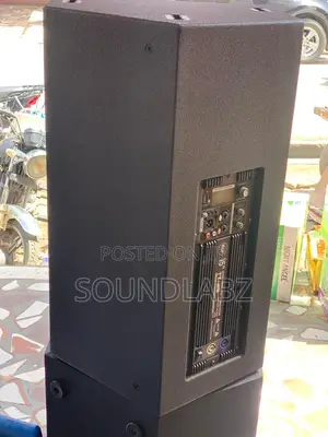RCF TT-25 15inches Active Speakers/Stage Monitor