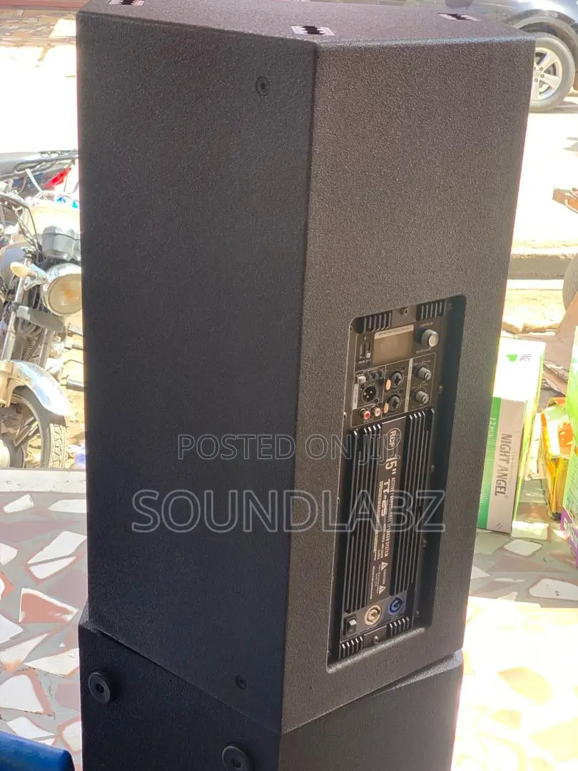 RCF TT-25 15inches Active Speakers/Stage Monitor