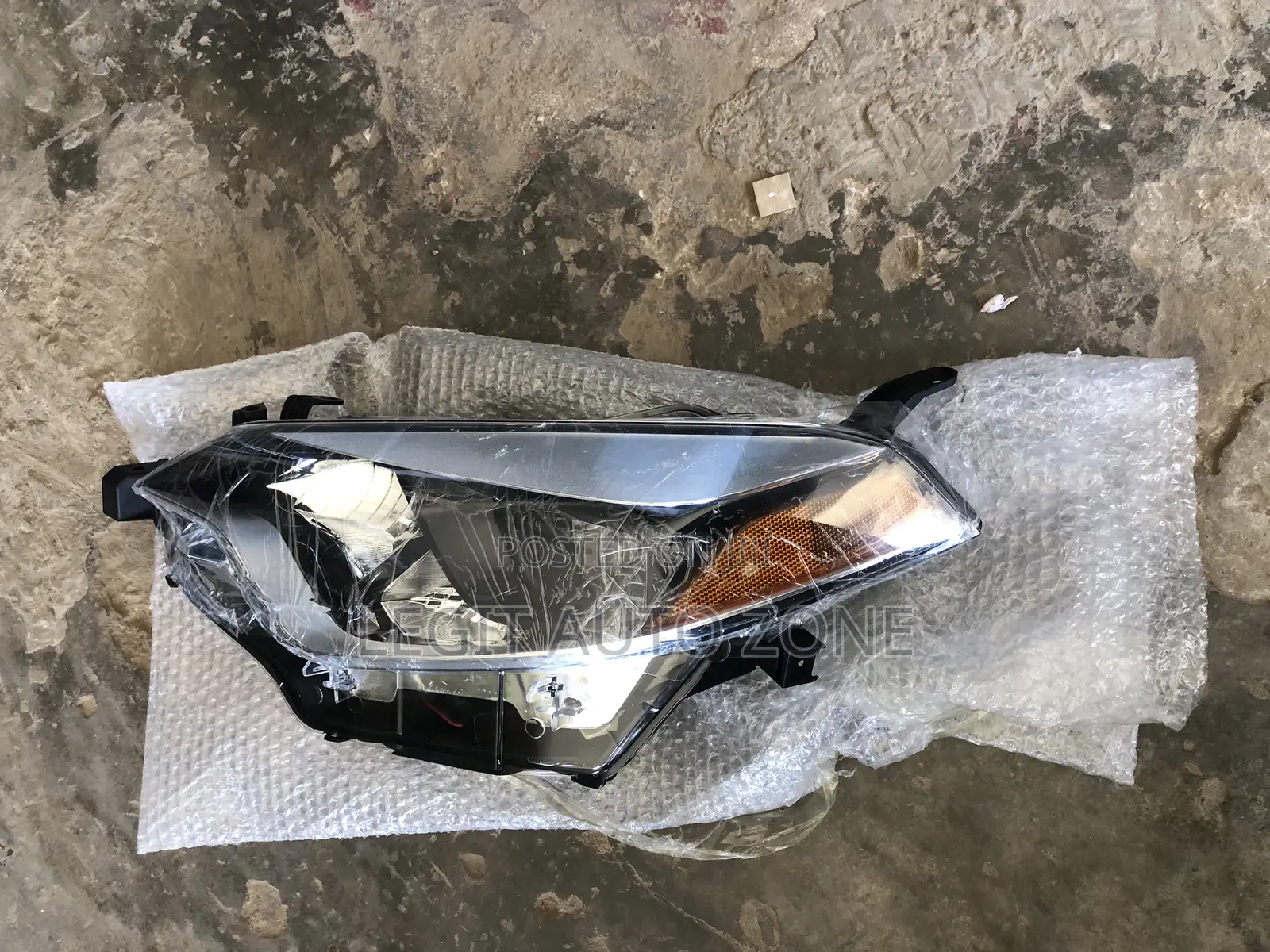 Toyota Corolla 2014-2016 Headlight