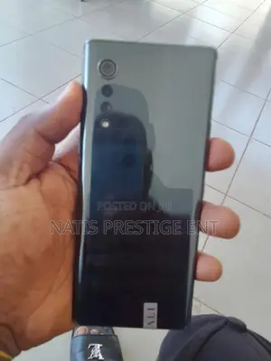 New LG Velvet 5G 128 GB Black