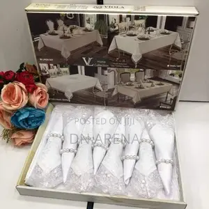 Table Cloth and Napkins Set. 1 Table Cloth 8pcs Napkins