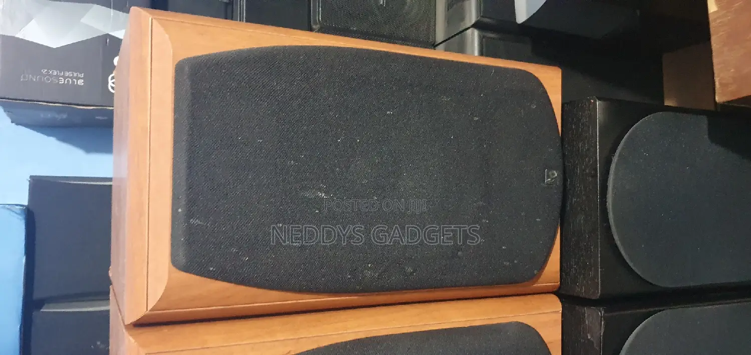 Infinity Alpha 20 Bookself Speaker