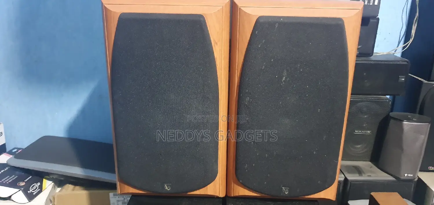 Infinity Alpha 20 Bookself Speaker