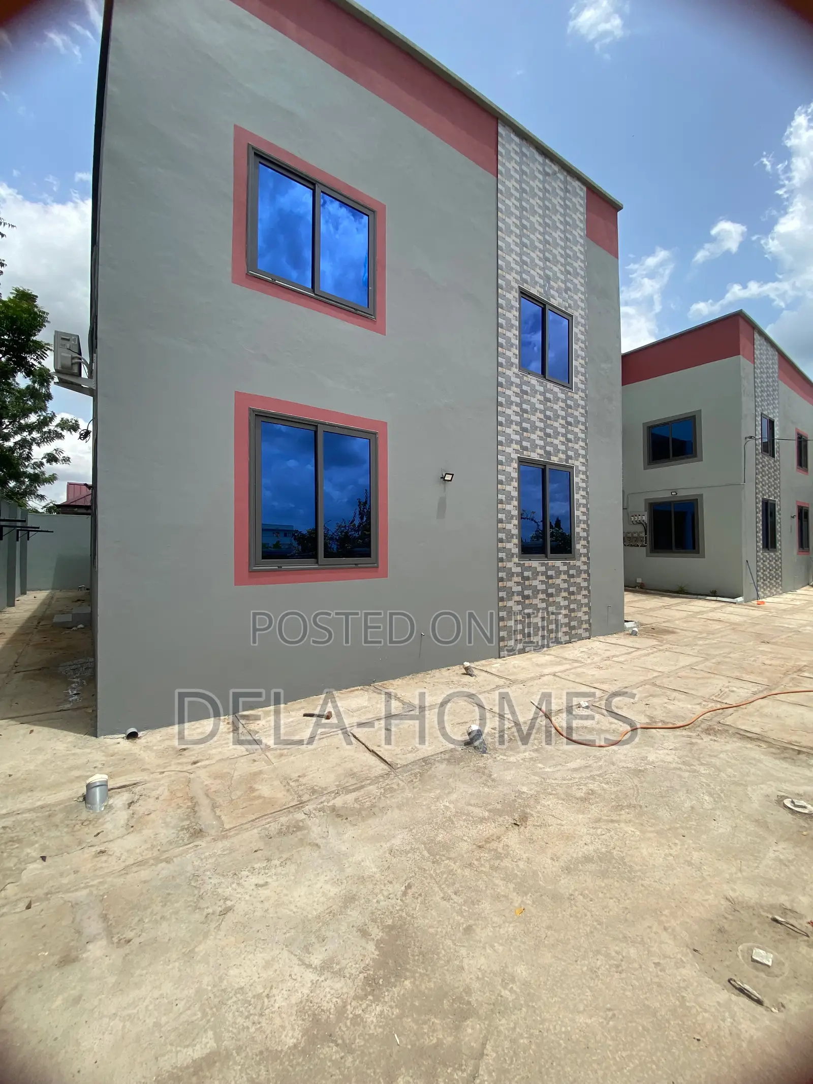 Newly Built Chamber N Hall Sc for Rent at Pantang