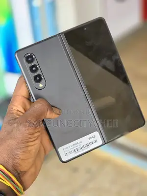 New Samsung Galaxy Z Fold3 5G 256 GB Black