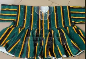 Dignity Smocks From the North