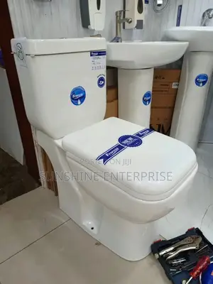 Frencia Squad Water Closet