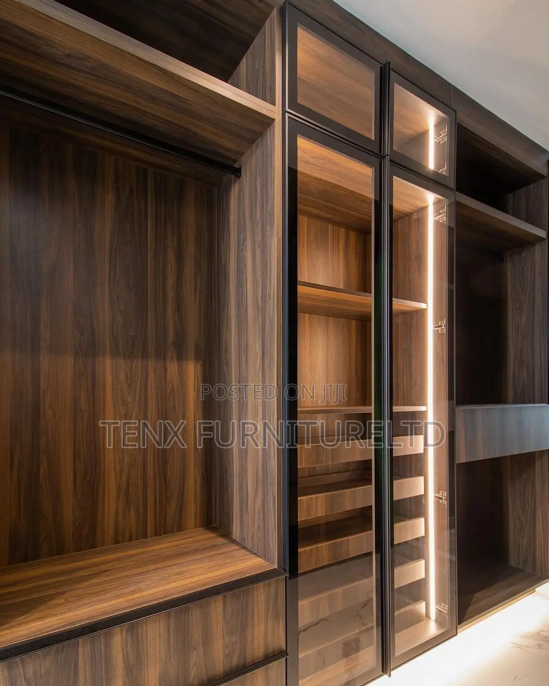 MODULAR Wadrobe (Builtin) Stand Alone