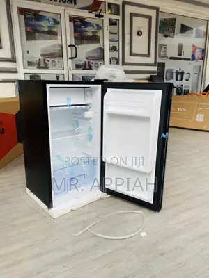 Affordable Pearl Electric Table Top Fridge(Black).