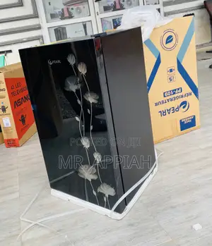 Fast Cooling Pearl Electric Table Top Fridge(Black).