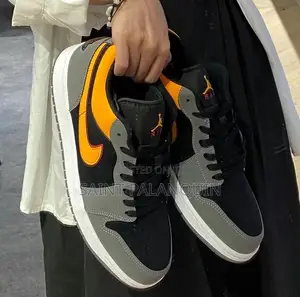 Nike Jordan One Low