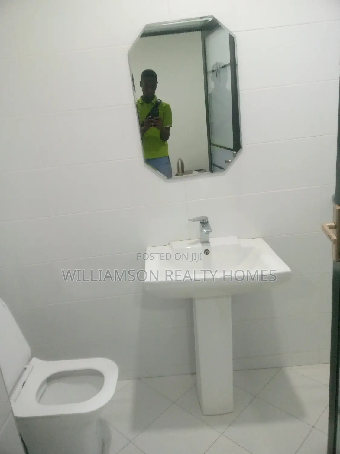 3bdrm Apartment in Community 18 Area, Spintex for rent