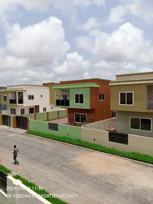 4bdrm Duplex in Spintex Road:- 3 for sale
