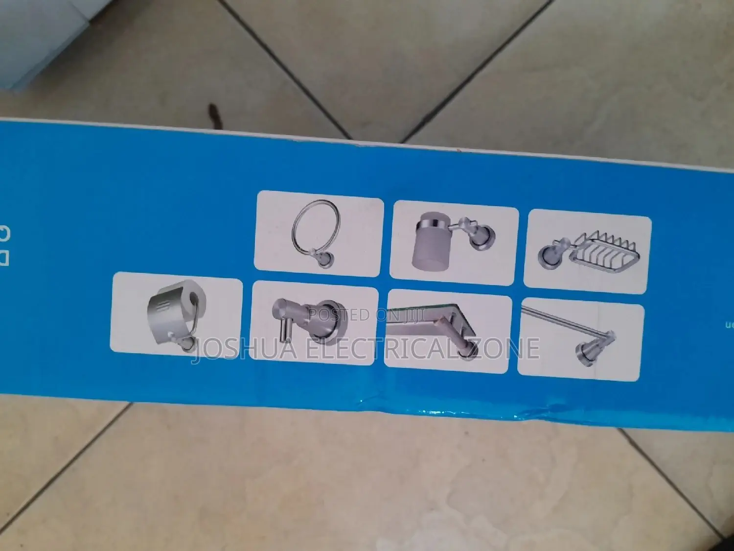 Bathroom Accessories 7 Set In Box Colour: Silver And Black